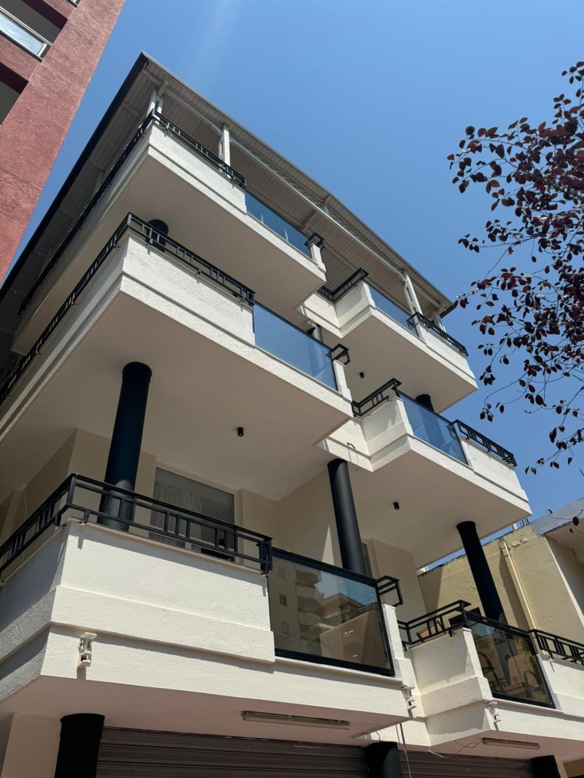Villa Lamer Durrës Exteriör bild