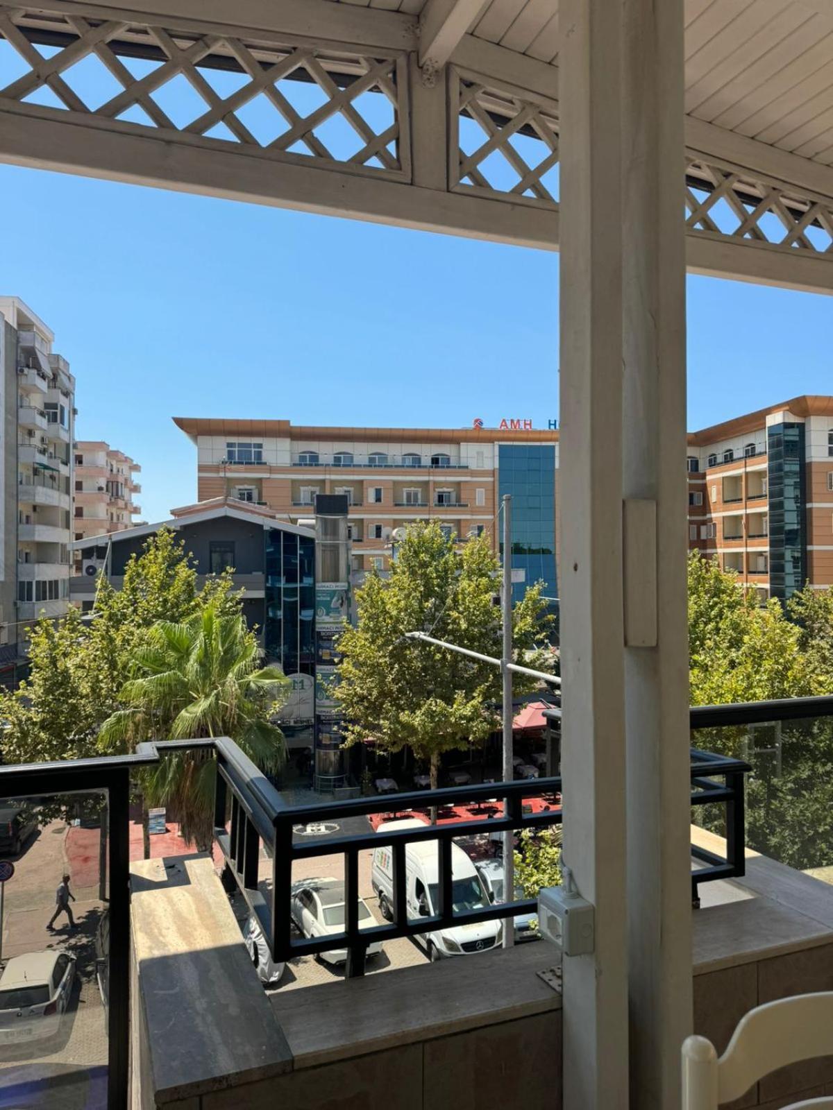 Villa Lamer Durrës Exteriör bild